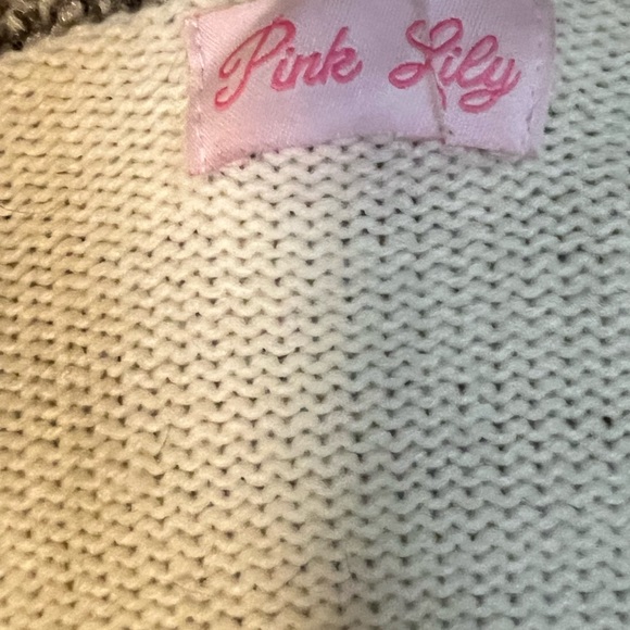 Cream fringe sweater - Picture 2 of 3